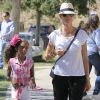 Exclusif - Heidi Klum emmène sa fille Lou Samuel à la fête foraine à Los Angeles, le 10 octobre 2016