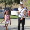 Exclusif - Heidi Klum emmène sa fille Lou Samuel à la fête foraine à Los Angeles, le 10 octobre 2016