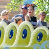 Gwen Stefani passe la journée à Disneyland avec ses enfants Kingston, Zuma et Apollo Rossdale ainsi que son nouveau petit-ami Blake Shelton, le 12 octobre 2016 à Los Angeles.