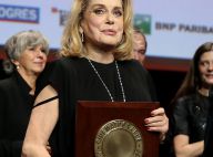 Catherine Deneuve irradie lors de son sacre au Festival Lumière