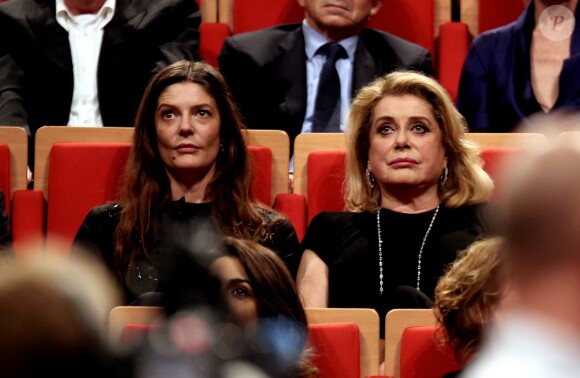 Chiara Mastroianni et Catherine Deneuve lors de la remise du Prix Lumière 2016 à Catherine Deneuve durant le 8ème Festival Lumière à Lyon, le 14 octobre 2016