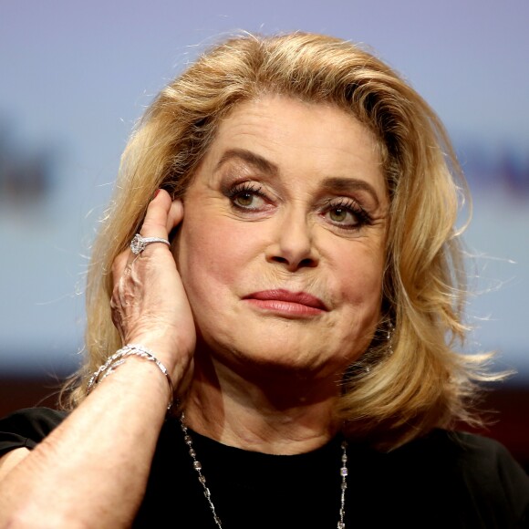 Catherine Deneuve lors de la remise du Prix Lumière 2016 durant le 8ème Festival Lumière à Lyon, le 14 octobre 2016