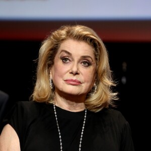 Catherine Deneuve lors de la remise du Prix Lumière 2016 durant le 8ème Festival Lumière à Lyon, le 14 octobre 2016