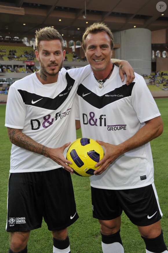 M.Pokora et David Ginola participent à un match caritatif à Monaco le 2 août 2011.