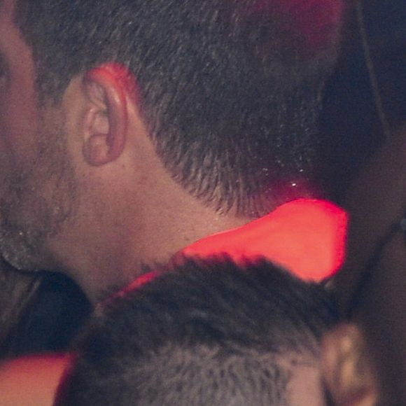 Exclusif - Usher fête ses 38 ans en compagnie de Robin Thicke et sa compagne April Love Geary à La Parisienne à Paris. Le 4 octobre 2016. © Rachid Bellak/Bestimage 
