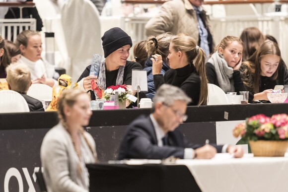 Marius Borg Hoiby, fils de la princesse Mette-Marit de Norvège, et Linn Helena Nilsen en couple lors du Salon du Cheval d'Oslo le 16 octobre 2016.