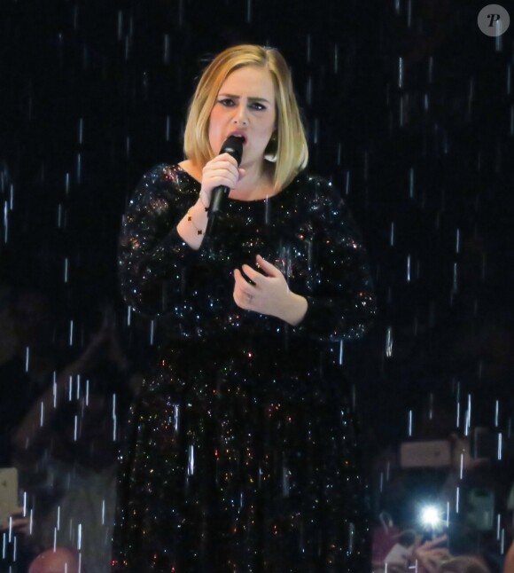 Adele à la Bridgestone Arena de Nashville, le 16 octobre 2016