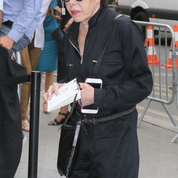 La chanteuse Dani - Arrivées au deuxième défilé de mode "Chanel", collection Haute-Couture automne-hiver 2015/2016, au Grand Palais à Paris. Le 7 juillet 2015