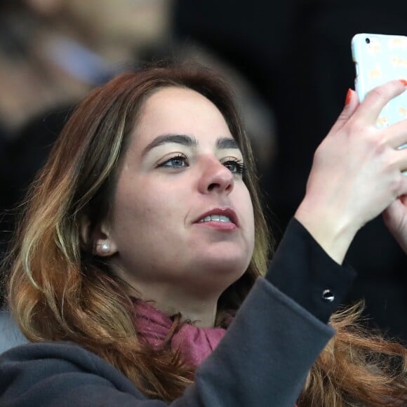 Anouchka Delon et son compagnon Julien Dereims - People au match de Ligue des champions Psg - Bale au Parc des Princes à Paris le 19 octobre 2016. © Cyril Moreau/Bestimage