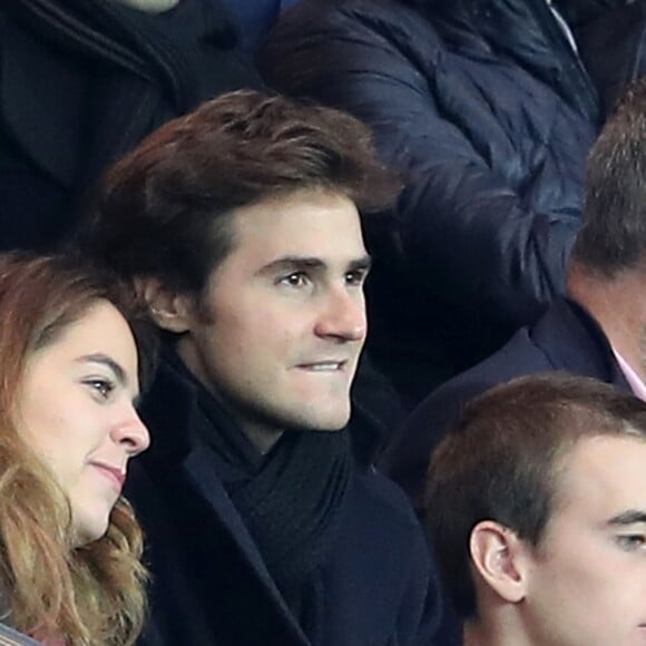 Anouchka Delon et son compagnon Julien Dereims - People au match de Ligue des champions Psg - Bale au Parc des Princes à Paris le 19 octobre 2016. © Cyril Moreau/Bestimage