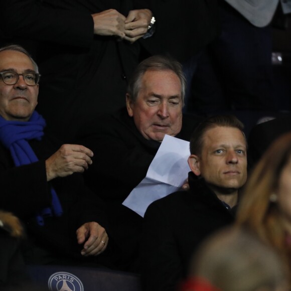 Gerard Houiller et Raymond Domenech lors du match de Ligue des Champions, PSG vs Bâle (3-0) au Parc des Princes, Paris, le 19 octobre 2016.