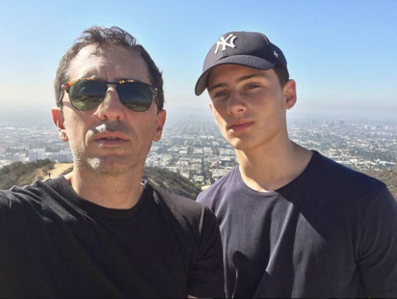 Noé Elmaleh sur Instagram avec son père, Gad.