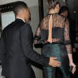 John Legend et sa femme Chrissy Teigen vont dîner au restaurant Murano à Londres, le 21 octobre 2016.