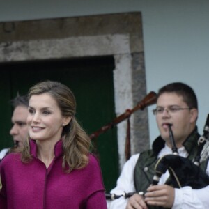 Le roi Felipe VI et la reine Letizia d'Espagne visitaient le 22 octobre 2016 Los Oscos, qui regroupe les communes de San Martin de Oscos, Villanueva de Oscos, Santa Eulalia de Oscos et a été désigné Village exemplaire des Asturies 2016.