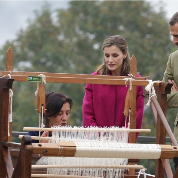 Le roi Felipe VI et la reine Letizia d'Espagne visitaient le 22 octobre 2016 Los Oscos, qui regroupe les communes de San Martin de Oscos, Villanueva de Oscos, Santa Eulalia de Oscos et a été désigné Village exemplaire des Asturies 2016.