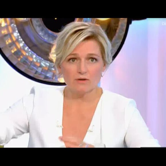 Anne-Elizabeth Lemoine dans "C à Vous", mardi 25 octobre 2016