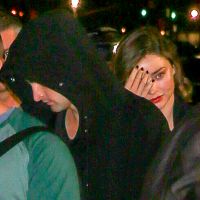 Miranda Kerr et son fiancé : En amoureux au concert de Kanye West