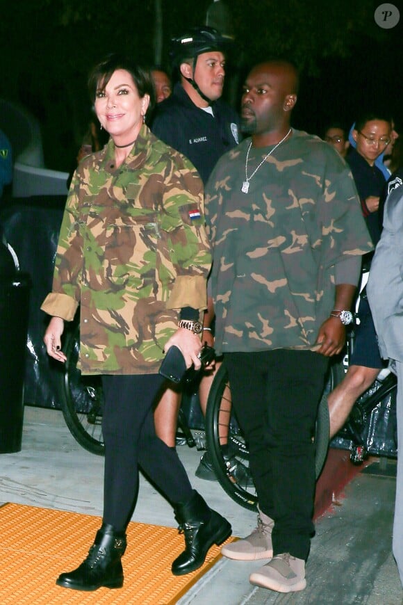 Kris Jenner et Corey Gamble - Concert de Kanye West (Saint Pablo Tour) au Forum, à Inglewood. Le 26 octobre 2016.