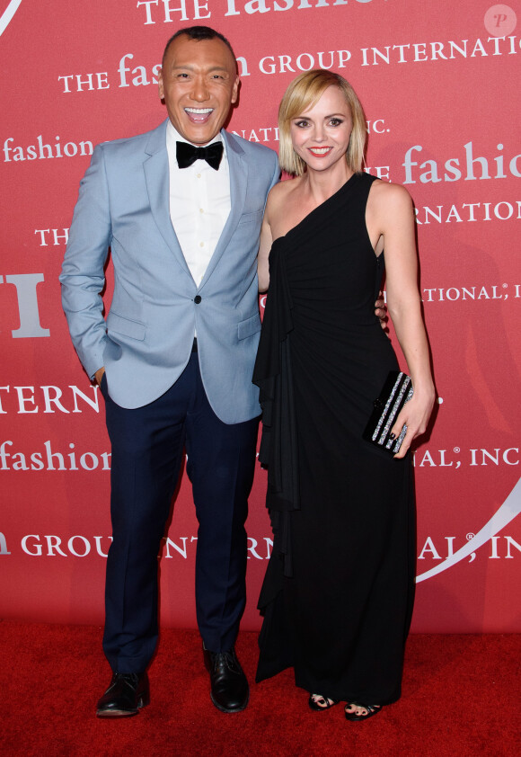 Joe Zee et Christina Ricci - 2016 Night of Stars Gala organisée par le Fashion Group International au Cipriani 55 Wall St. New York, le 27 octobre 2016.