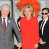 Katy Perry déguisée en Hillary Clinton avec un ami déguisé en Bill Clinton et Orlando Bloom ( derrière avec le masque cheveux orange) à la fête d'halloween de Kate Hudson à Brentwood le 28 octobre 2016