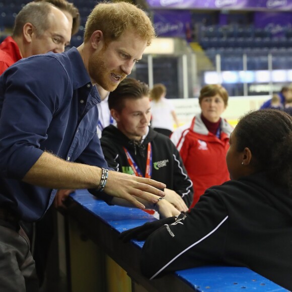 Le prince Harry visite Coach Core au Centre National Ice de Londres, le 27 octobre 2016.