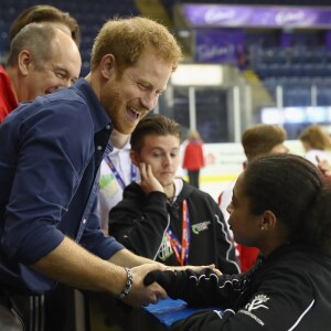 Le prince Harry visite Coach Core au Centre National Ice de Londres, le 27 octobre 2016.