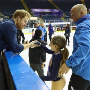 Le prince Harry visite Coach Core au Centre National Ice de Londres, le 27 octobre 2016.