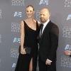 Rosie Huntington-Whiteley et son fiancé Jason Statham lors du 21ème gala annuel des "Critics' choice Awards" à Santa Monica, le 18 janvier 2016.