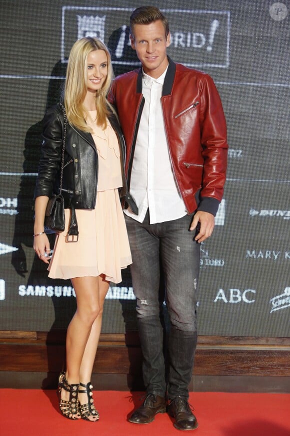 Tomas Berdych et sa femme Ester Satarova lors de la soirée d'ouverture de l'Open de tennis à Madrid en Espagne le 3 mai 2015.