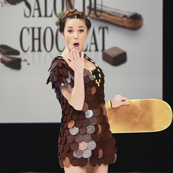 Capucine Anav - Défilé du 22ème salon du chocolat à la porte de Versailles à Paris le 27 octobre 2016. (coiffures Franck Provost / maquillages Make Up For Ever) © Veeren-Perusseau/Bestimage