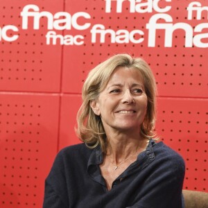 Claire Chazal participe à une rencontre organisée par le mouvement "Fraternité Générale !" à la Fnac Saint-Lazare à Paris, le 2 novembre 2016. © Pierre Perusseau/Bestimage