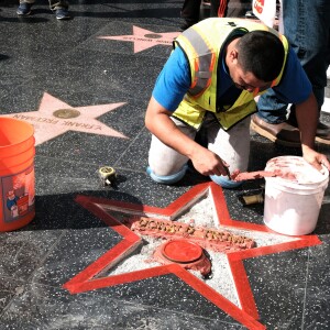 L'étoile de Donald Trump restaurée après avoir été vandalisée sur le Hollywood Walk of Fame à Los Angeles, le 26 octobre 2016.