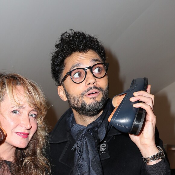 Exclusif - Julie Ferrier et Tony Saint-Laurent à l'inauguration de la boutique qui s'est installée pour 1 an au Gaumont Champs-Elysées Ambassade à Paris le 2 novembre 2016. © Moreau-Jacovides/Bestimage