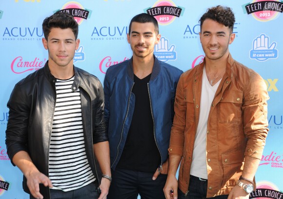 Jonas Brothers à la Ceremonie des Teen Choice Awards 2013 au Gibson Amphitheatre a Universal City. Le 11 aout 2013
