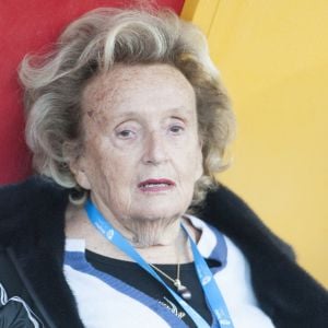 Exclusif - Bernadette Chirac - Match de football caritatif organisé par le Variétés Club de France au profit de l'association "+ de Vie" présidée par Bernadette Chirac et de l'association "Urma" présidée par Laurent Blanc au stade Jean Paul David à Mantes-la-Jolie le 11 octobre 2016. C'est la première sortie officielle de Bernadette Chirac depuis l'hospitalisation de son mari Jacques Chirac et de sa propre hospitalisation. © Alain Guizard/Bestimage