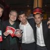Stéphane Plaza pose avec Arnaud Gidoin, Laurent Ruquier et David Setrouk pour le lancement de son livre "Net Vendeur" (éditions Cherche Midi) au Buddha Bar à Paris, France, le 9 novembre 2016.