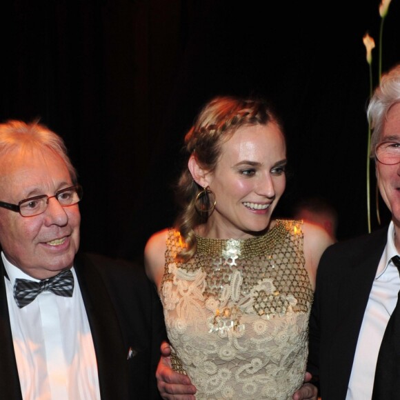 Diane Kruger, Wolf Bieneck et sa compagne Maria aux Goldene Kamera Awards à Berlin en 2010.