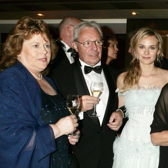 Diane Kruger avec sa mère et son beau-père à Cannes en 2004.
