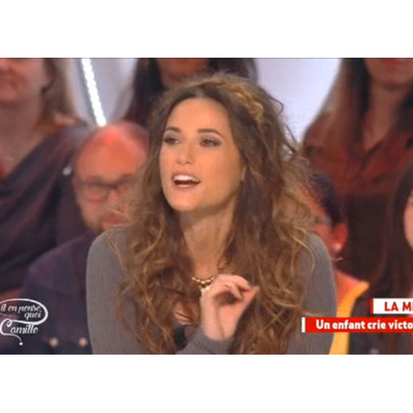 Capucine Anav dans "Il en pense quoi Camille ?" le 9 novembre 2016.