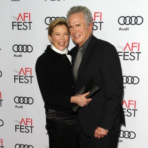 Warren Beatty et sa femme Annette Bening à la première de "Rules Don't Apply" à Los Angeles, le 10 novembre 2016.