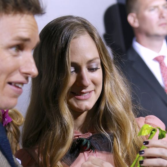 Eddie Redmayne et sa femme Hannah Bagshawe lors de la première du film "Fantastic Beasts and Where to Find Them" (Les Animaux Fantastiques) au Alice Tully Hall du Lincoln Center à New York, le 10 novembre 2016. © Charles Guerin/Bestimage