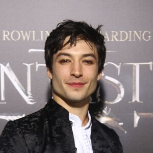 Ezra Miller lors de la première du film "Fantastic Beasts and Where to Find Them" (Les Animaux Fantastiques) au Alice Tully Hall du Lincoln Center à New York, le 10 novembre 2016.
