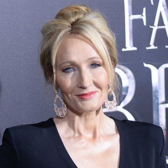 J. K. Rowling lors de la première du film "Fantastic Beasts and Where to Find Them" (Les Animaux Fantastiques) au Alice Tully Hall du Lincoln Center à New York, le 10 novembre 2016.