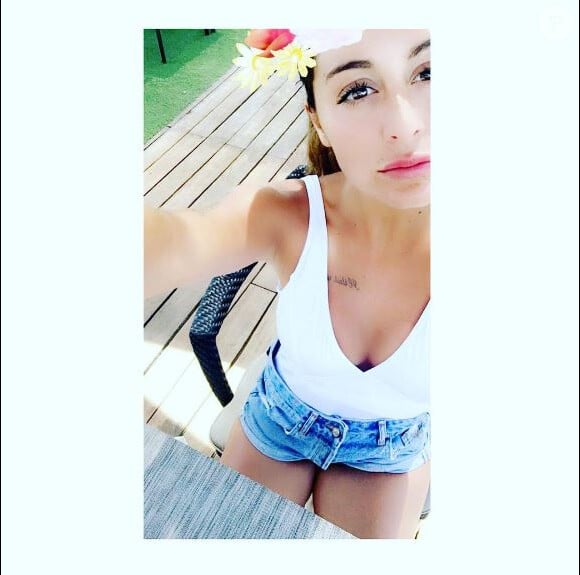 Anaïs Camizuli sexy sur Instagram, octobre 2016