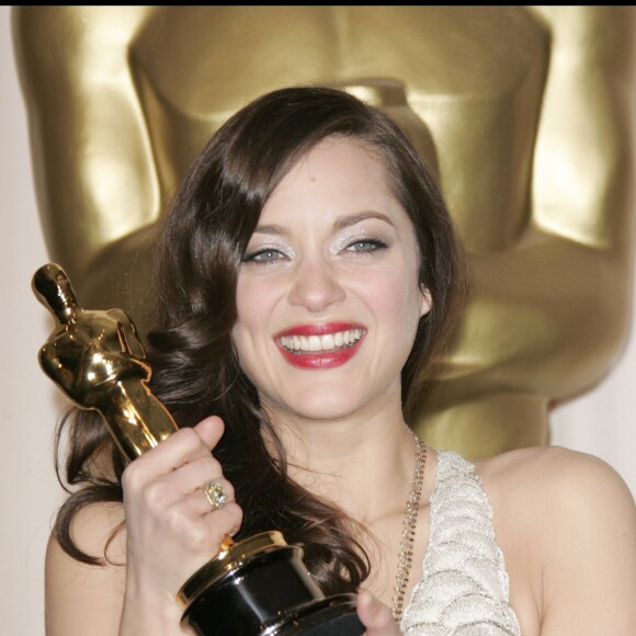 Marion Cotillard et son Oscar en 2008