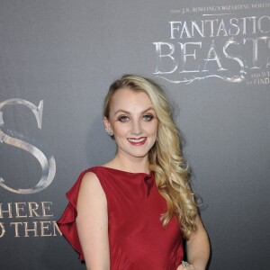 Evanna Lynch lors de la première du film "Fantastic Beasts and Where to Find Them" à la salle de spectacles Alice Tully Hall au Lincoln Center à New York City, New York, Etats-Unis, le 10 novembre 2016.