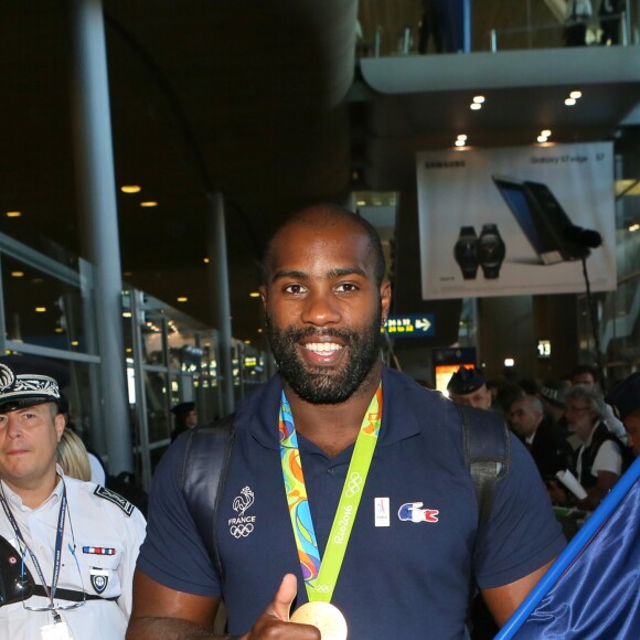 Teddy Riner - Arrivées des athlètes des jeux olympiques de Rio 2016 à l'aéroport de Roissy le 23 août 2016.