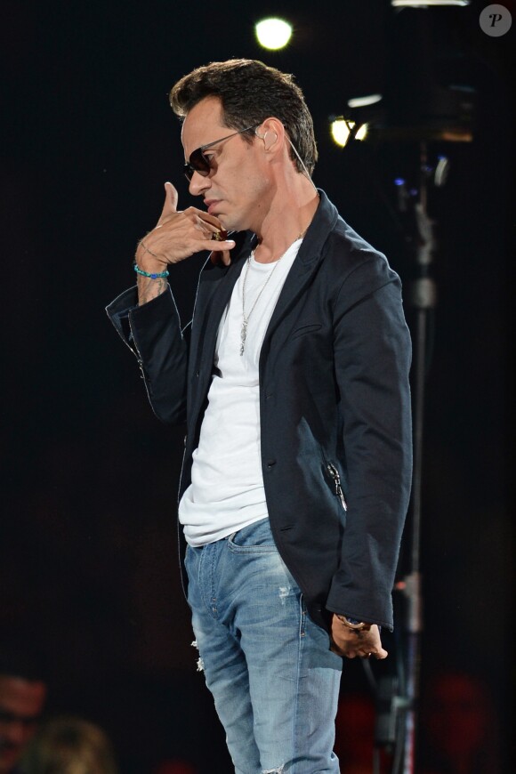 Marc Anthony lors de son concert à l'American Airlines Arena de Miami, le 18 novembre 2016.