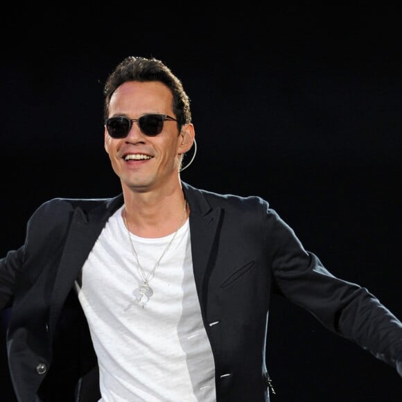 Marc Anthony lors de son concert à l'American Airlines Arena de Miami, le 18 novembre 2016.