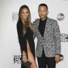 Chrissy Teigen et John Legend aux American Music Awards 2016 à Los Angeles. Le 20 novembre 2016.